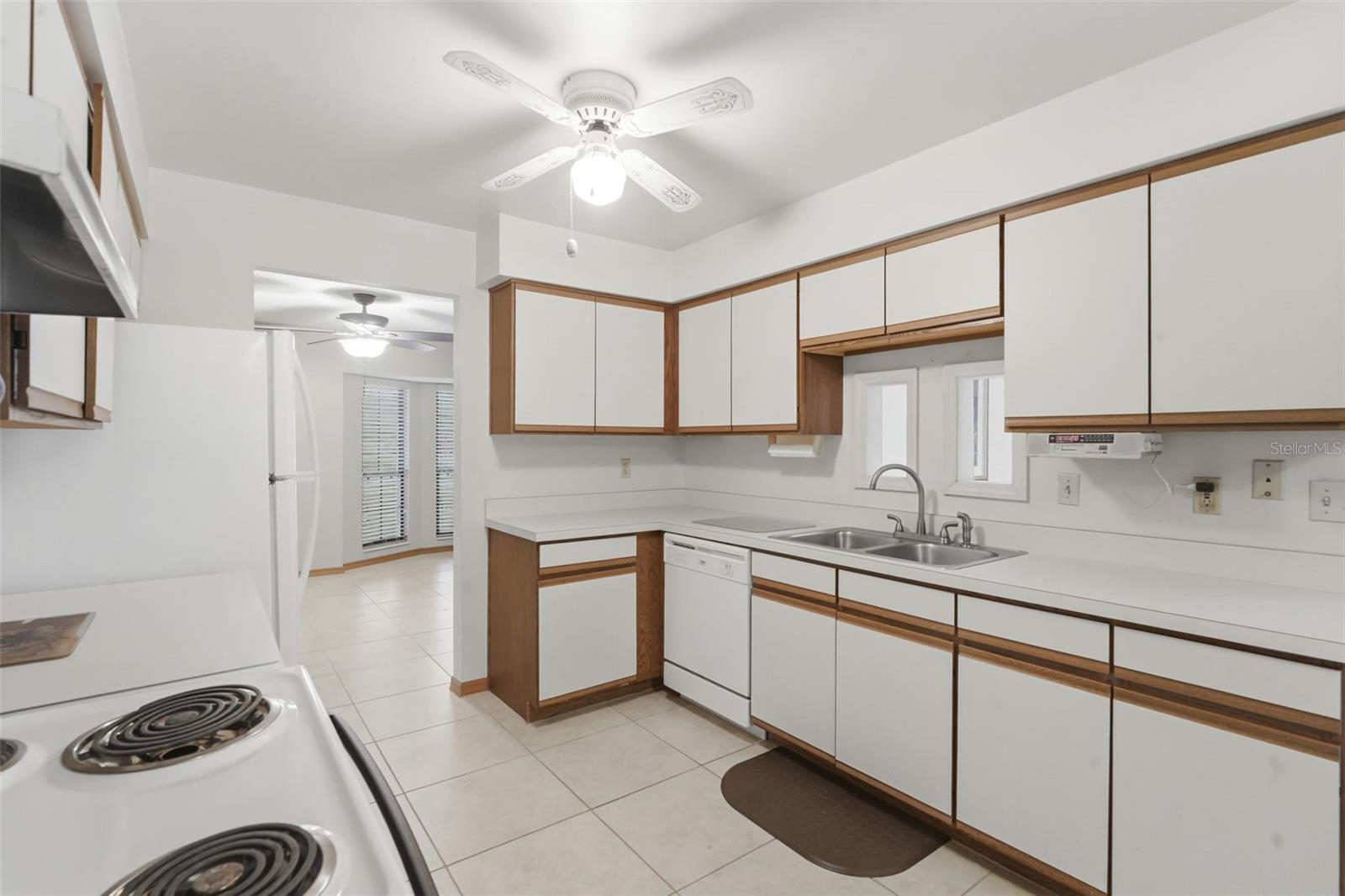 DELTONA LAKES UNIT 20 - Residential