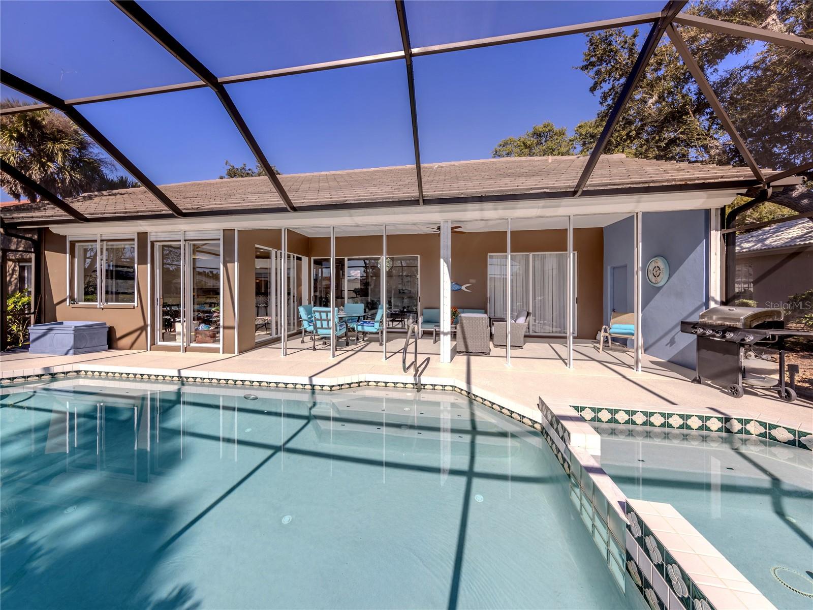 VENICE GOLF & COUNTRY CLUB - Residential