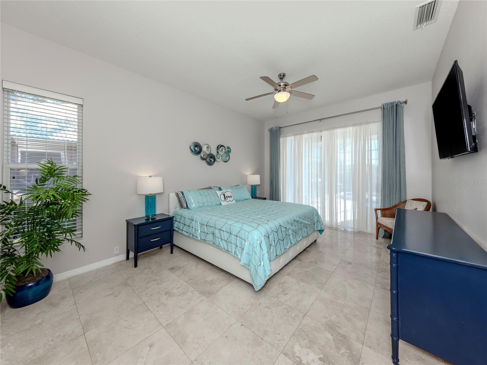 VENICE GOLF & COUNTRY CLUB - Residential