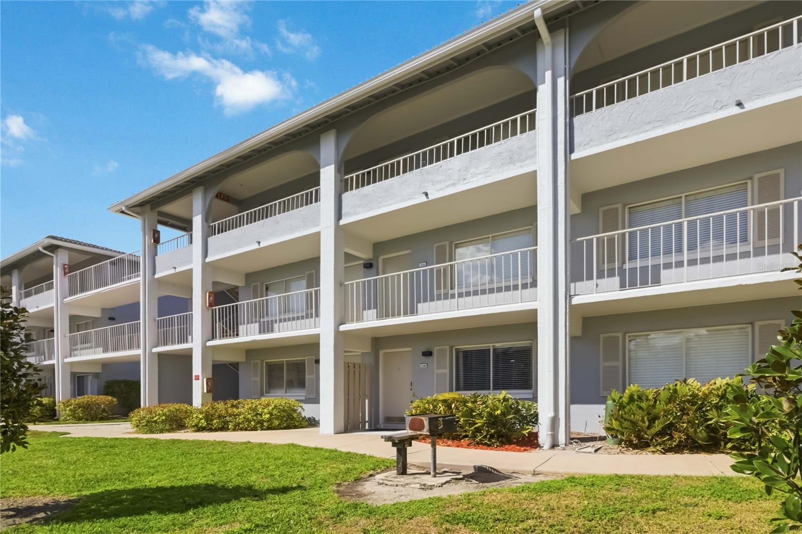 WATERSIDE AT CRANES ROOST A CONDO COMMUNITY - Residential