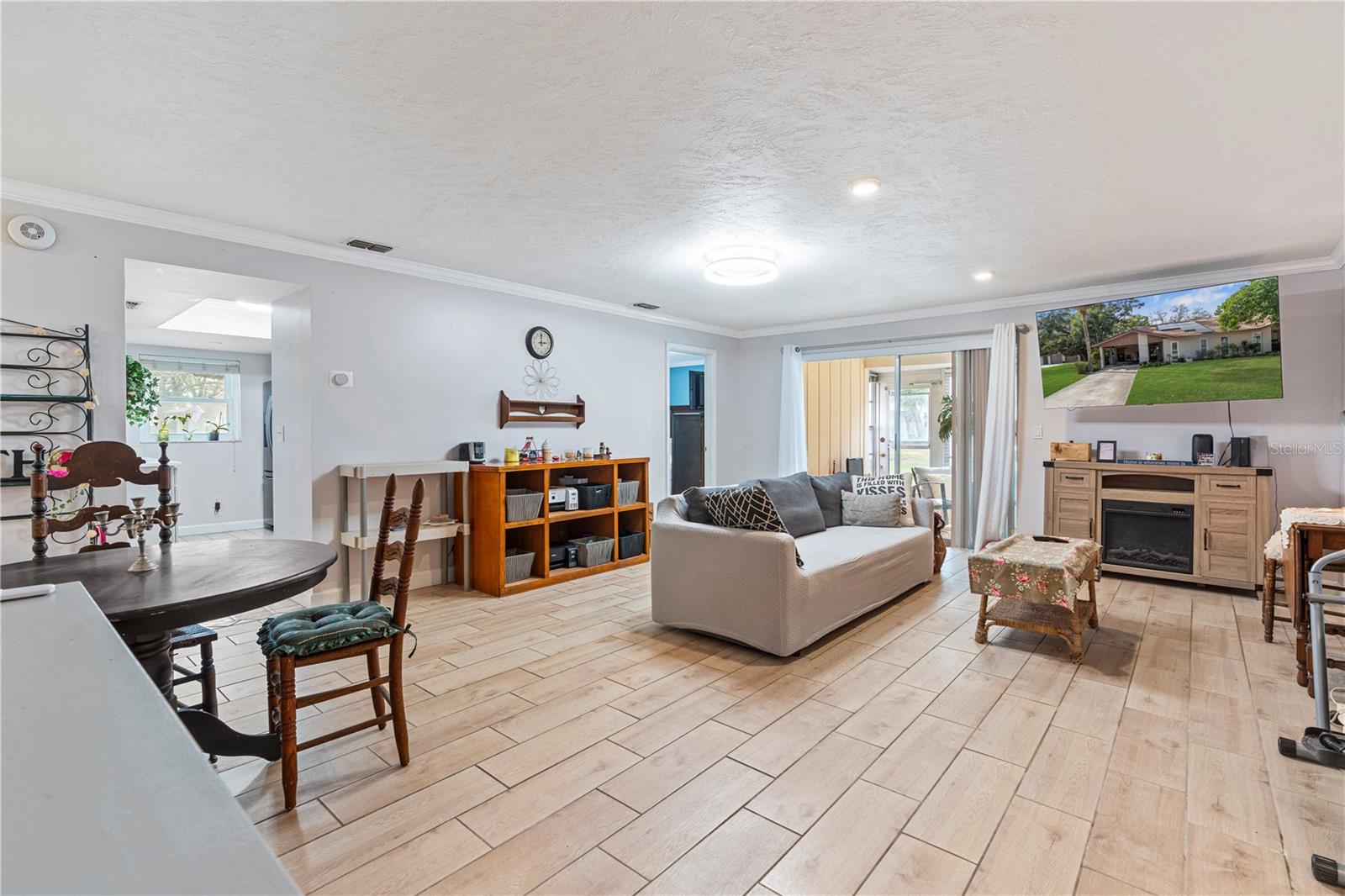 WOODLAND VILLAGE - Residential