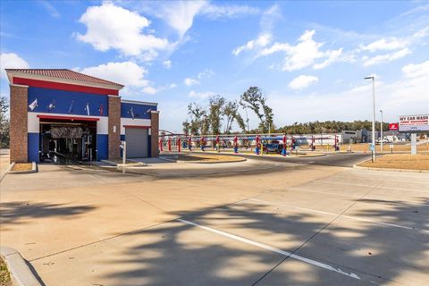 Tiny photo for 9820 SE Us Highway 441, Belleview, FL 34420 (MLS # O6408827)