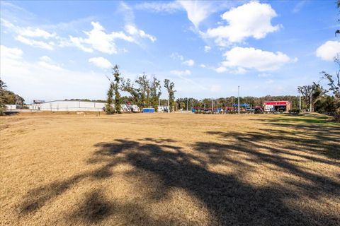 Tiny photo for 9820 SE Us Highway 441, Belleview, FL 34420 (MLS # O6408827)