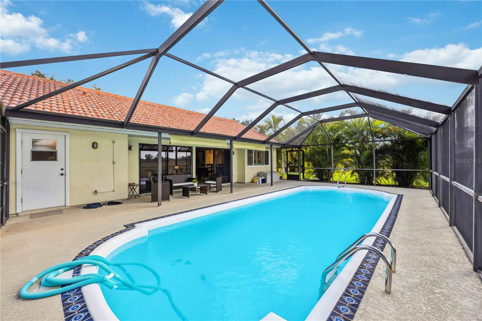 NORTH PORT CHARLOTTE COUNTRY CLUB - Residential