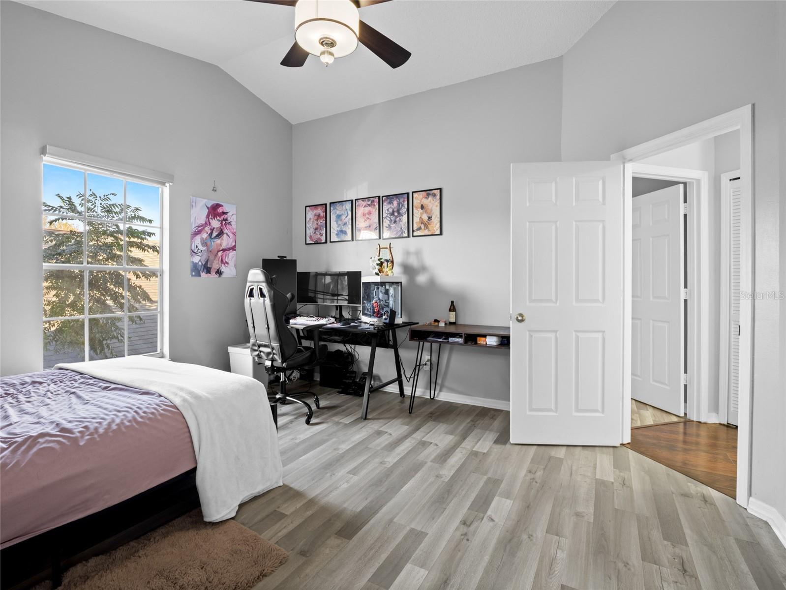 COUNTRY LANE - Residential