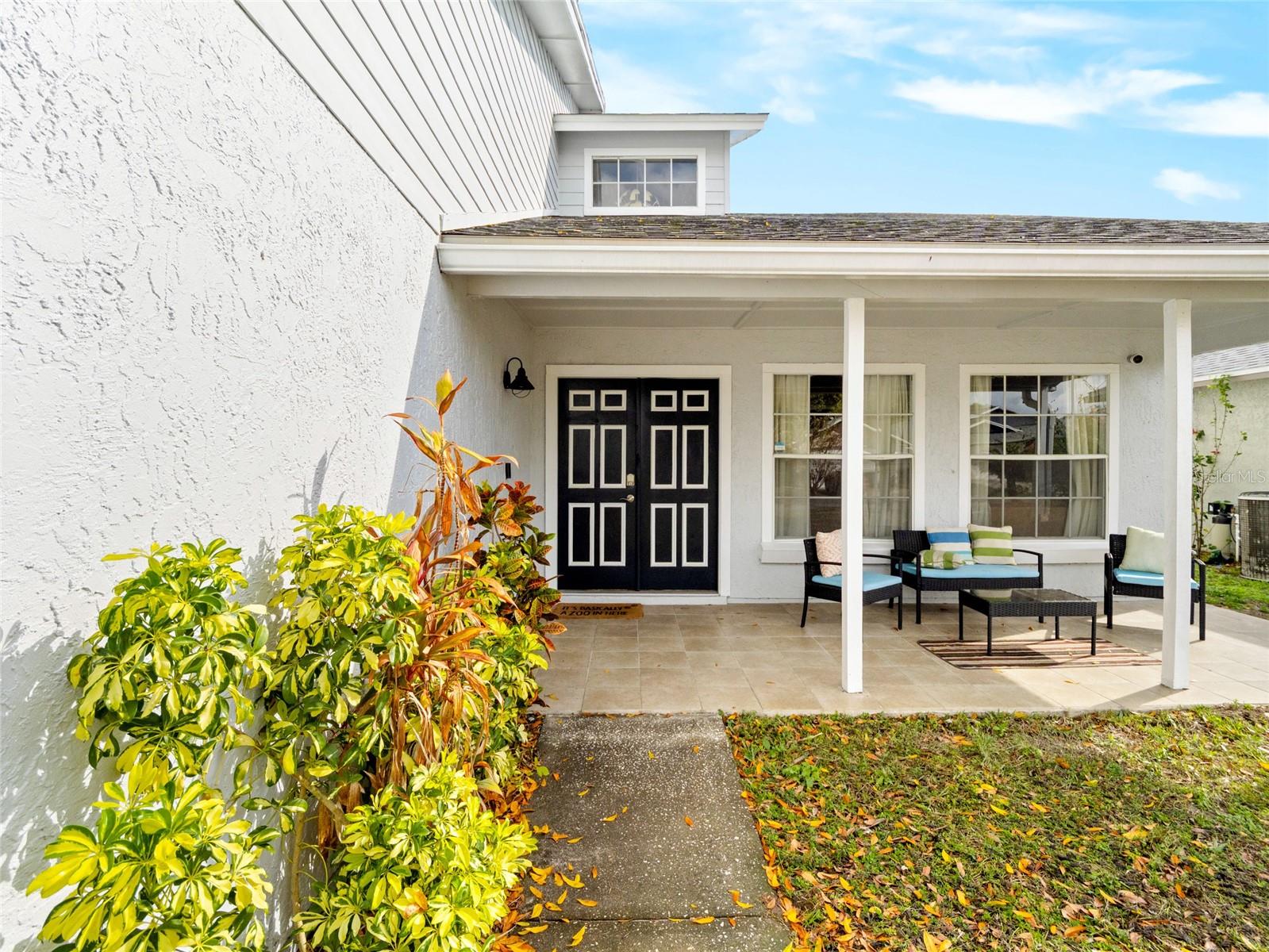 COUNTRY LANE - Residential