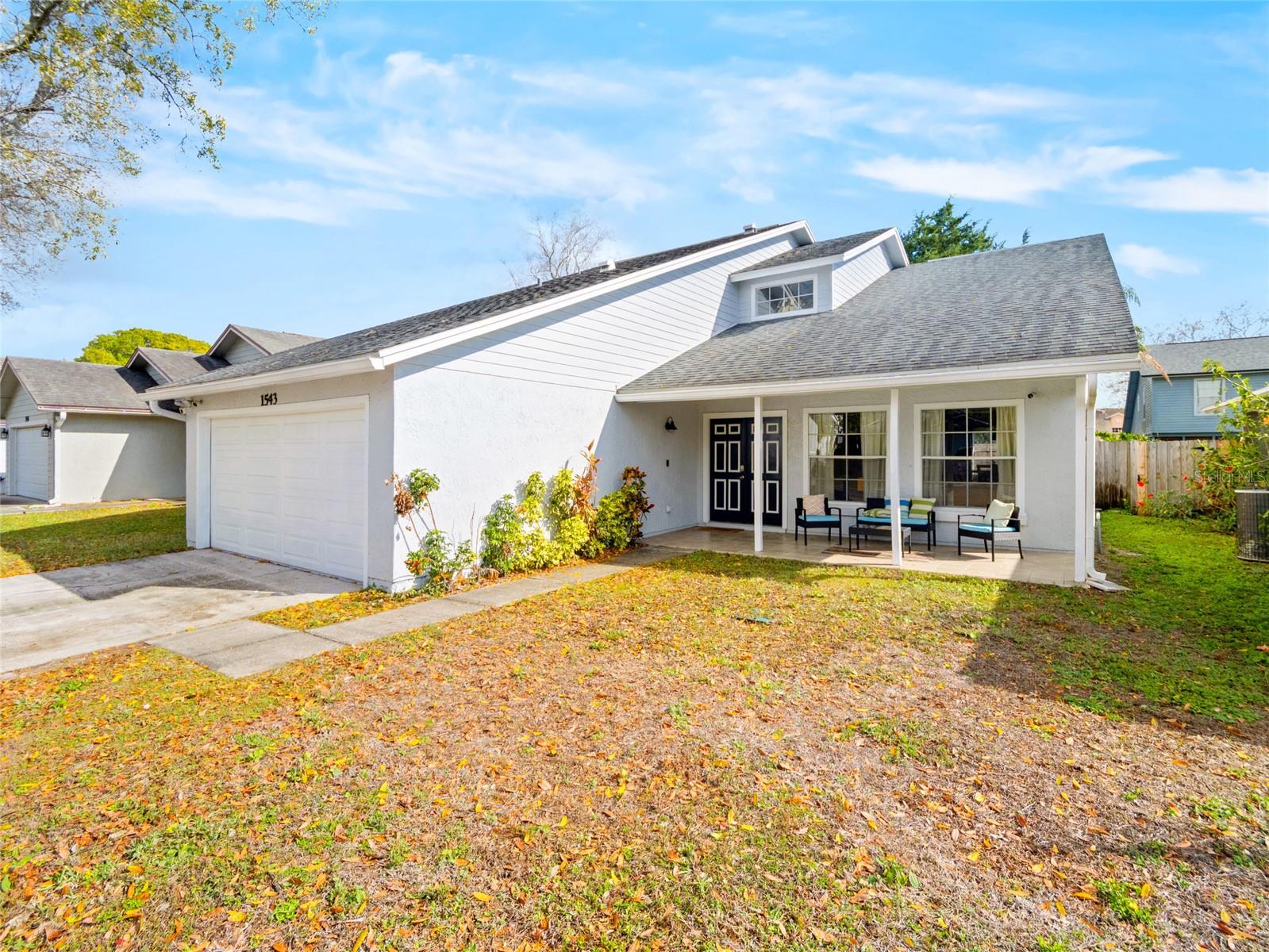 COUNTRY LANE - Residential