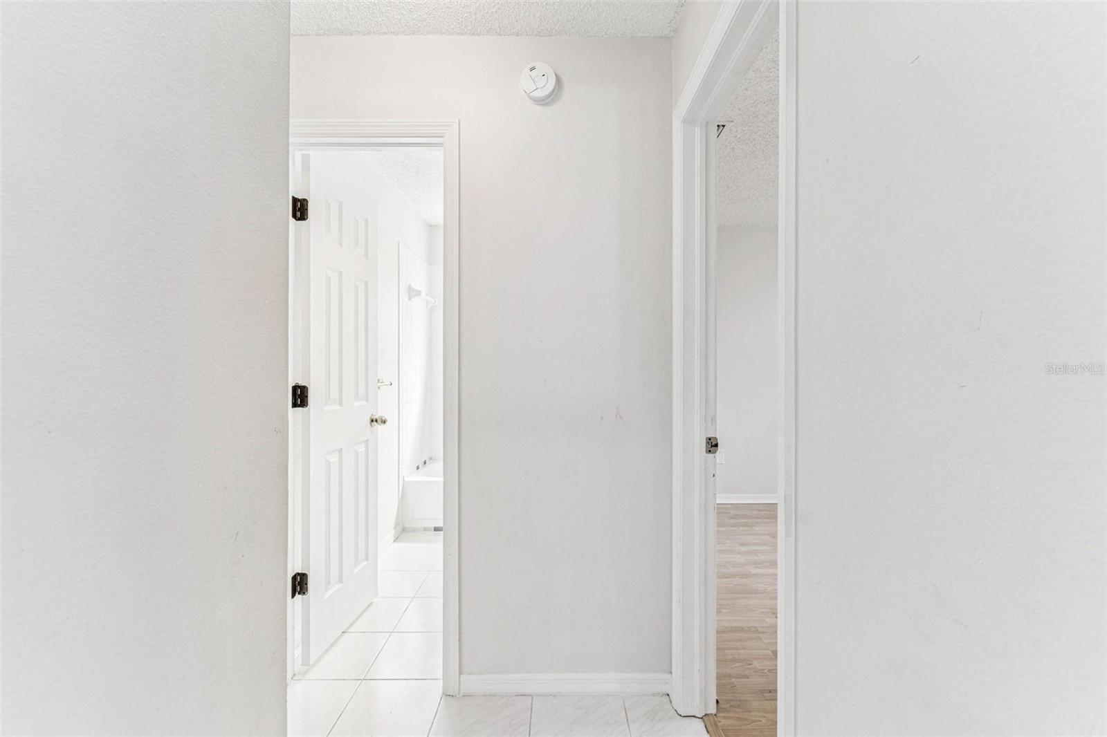 TAMPA PALMS 2C UNIT 2 - Residential Lease