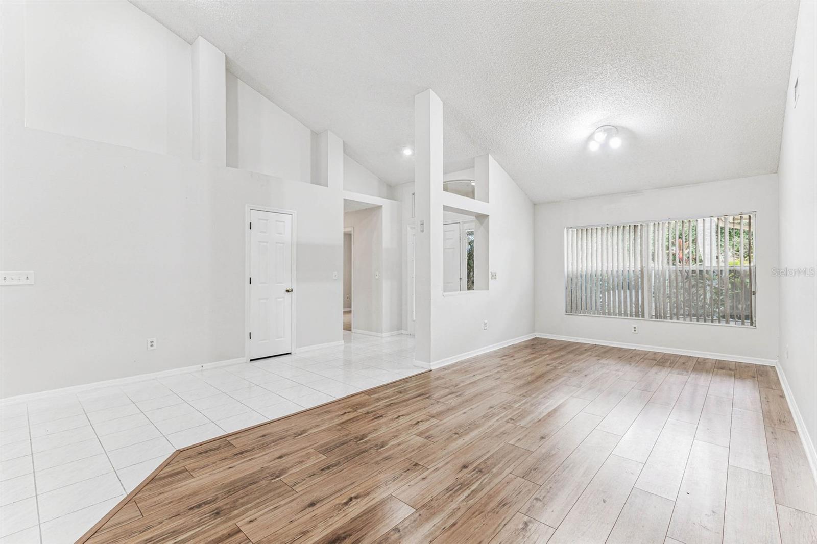 TAMPA PALMS 2C UNIT 2 - Residential Lease