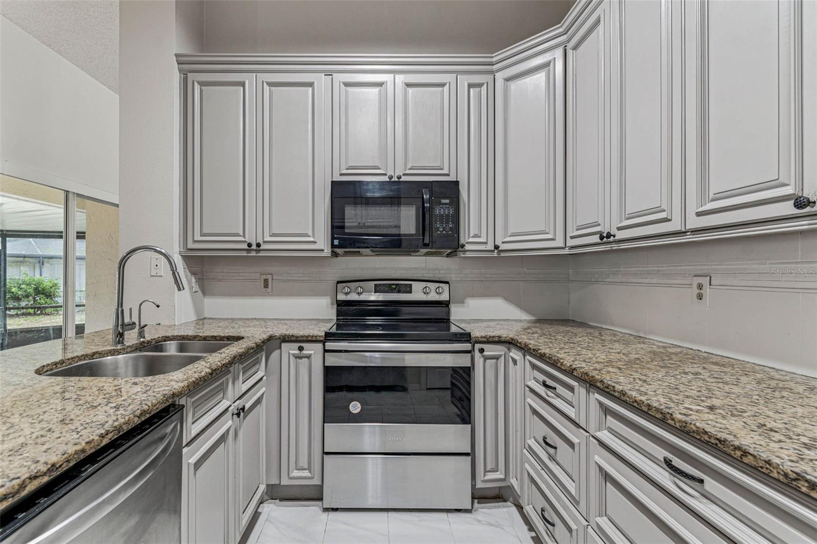 TAMPA PALMS 2C UNIT 2 - Residential Lease