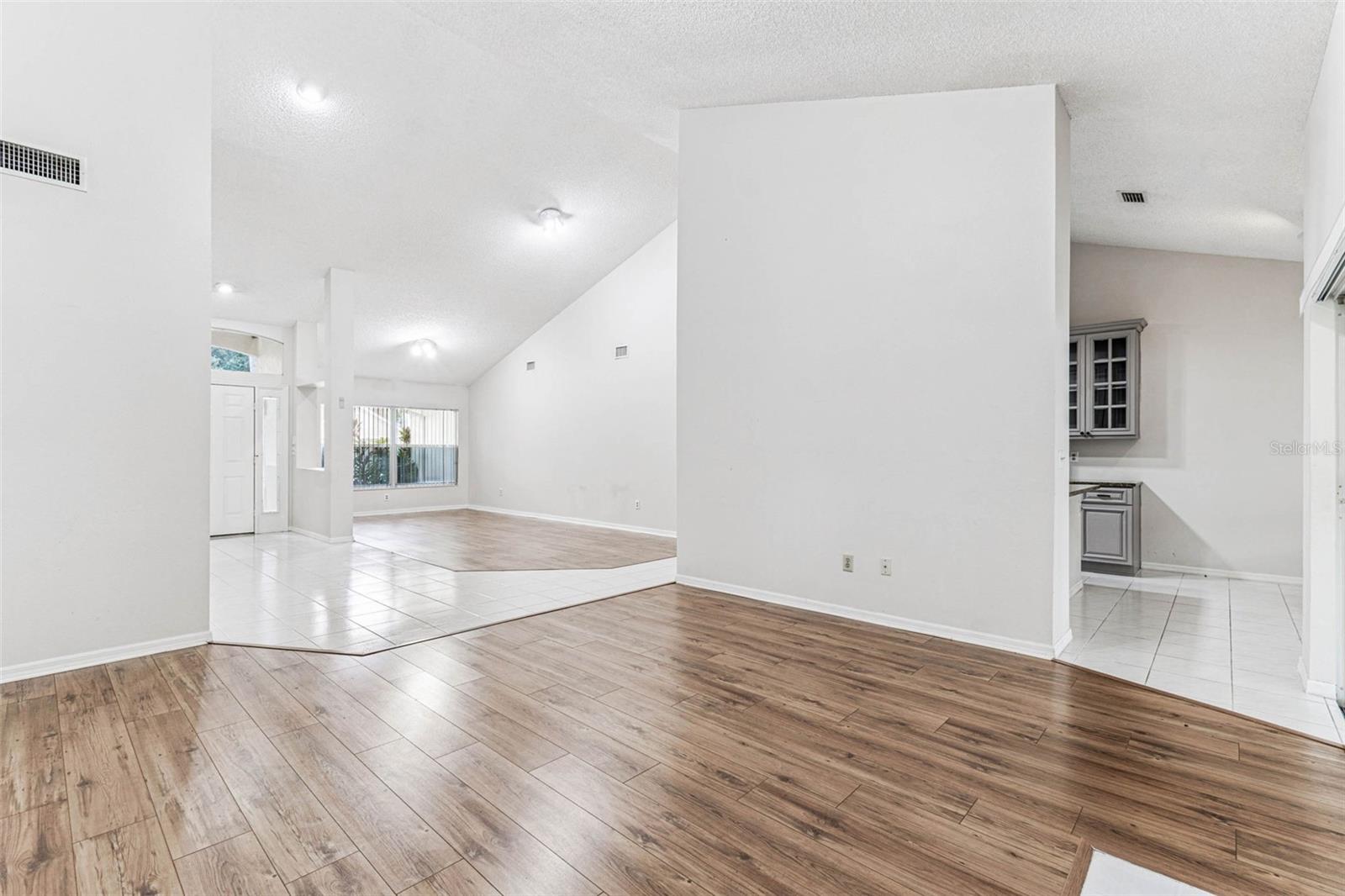 TAMPA PALMS 2C UNIT 2 - Residential Lease