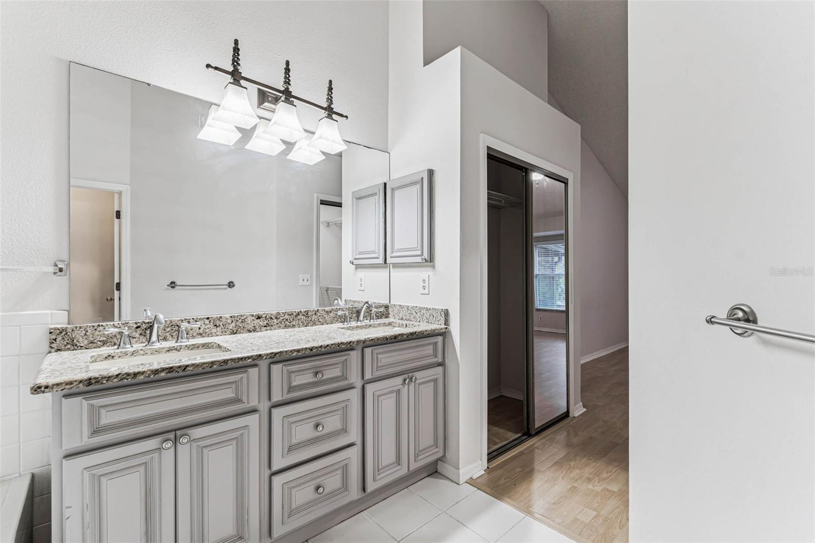 TAMPA PALMS 2C UNIT 2 - Residential Lease