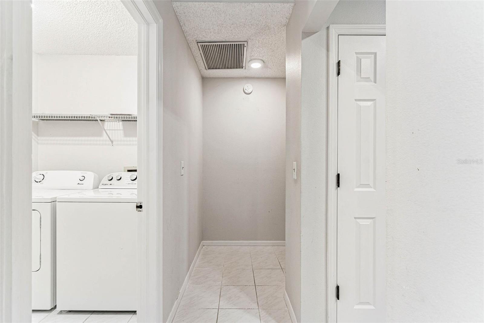 TAMPA PALMS 2C UNIT 2 - Residential Lease