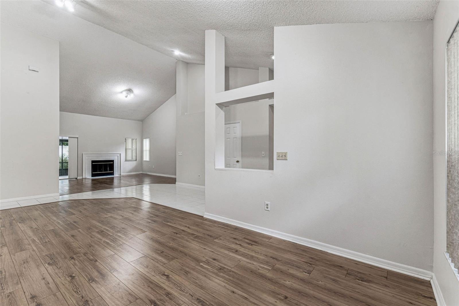 TAMPA PALMS 2C UNIT 2 - Residential Lease