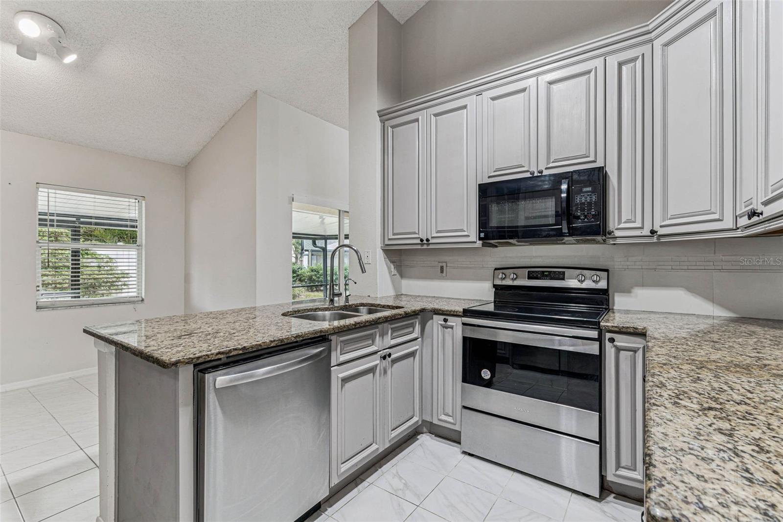 TAMPA PALMS 2C UNIT 2 - Residential Lease