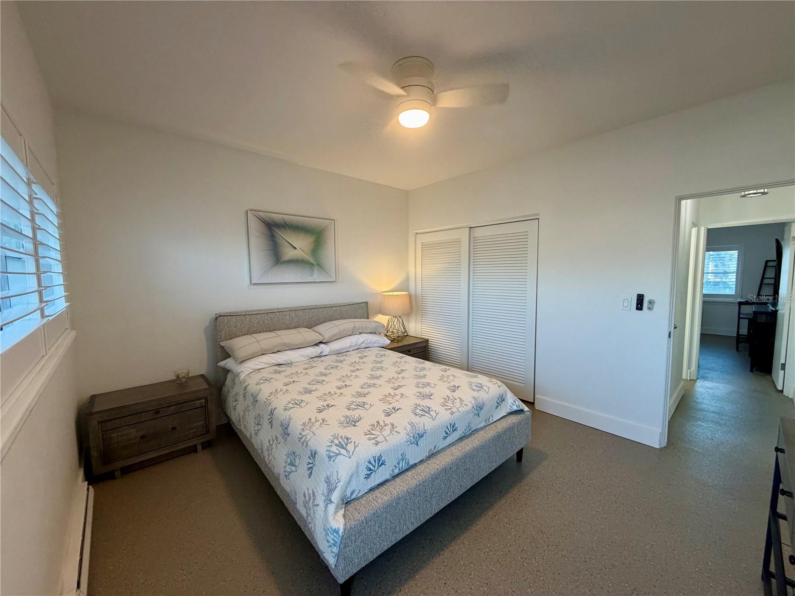 SUNSET PLAZA - Residential