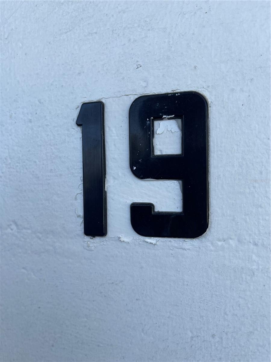 SUNSET PLAZA - Residential