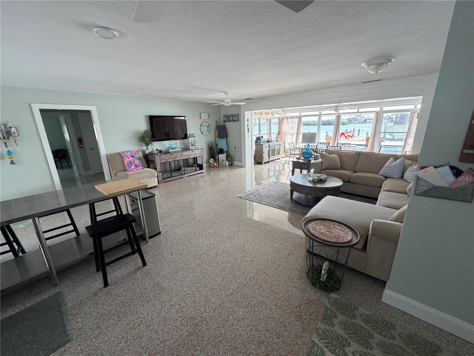 INDIAN ROCKS BEACH RE-REVISED 6TH ADD LOTS 19&20 - Residential