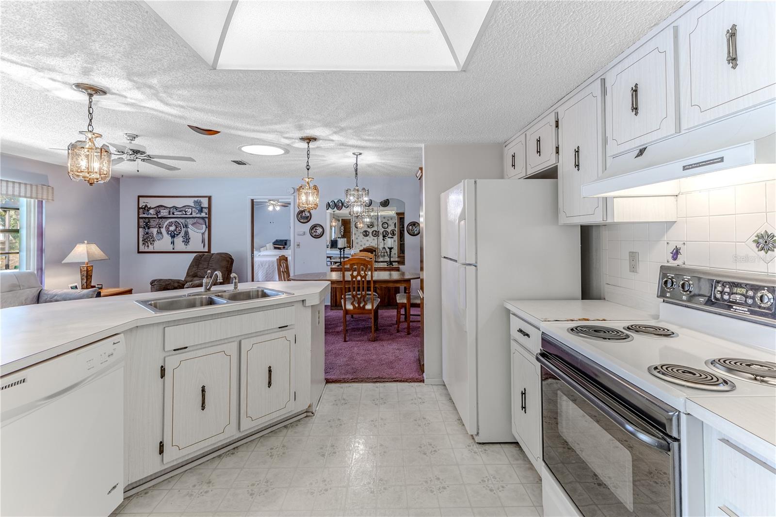 SPRING HILL - Residential