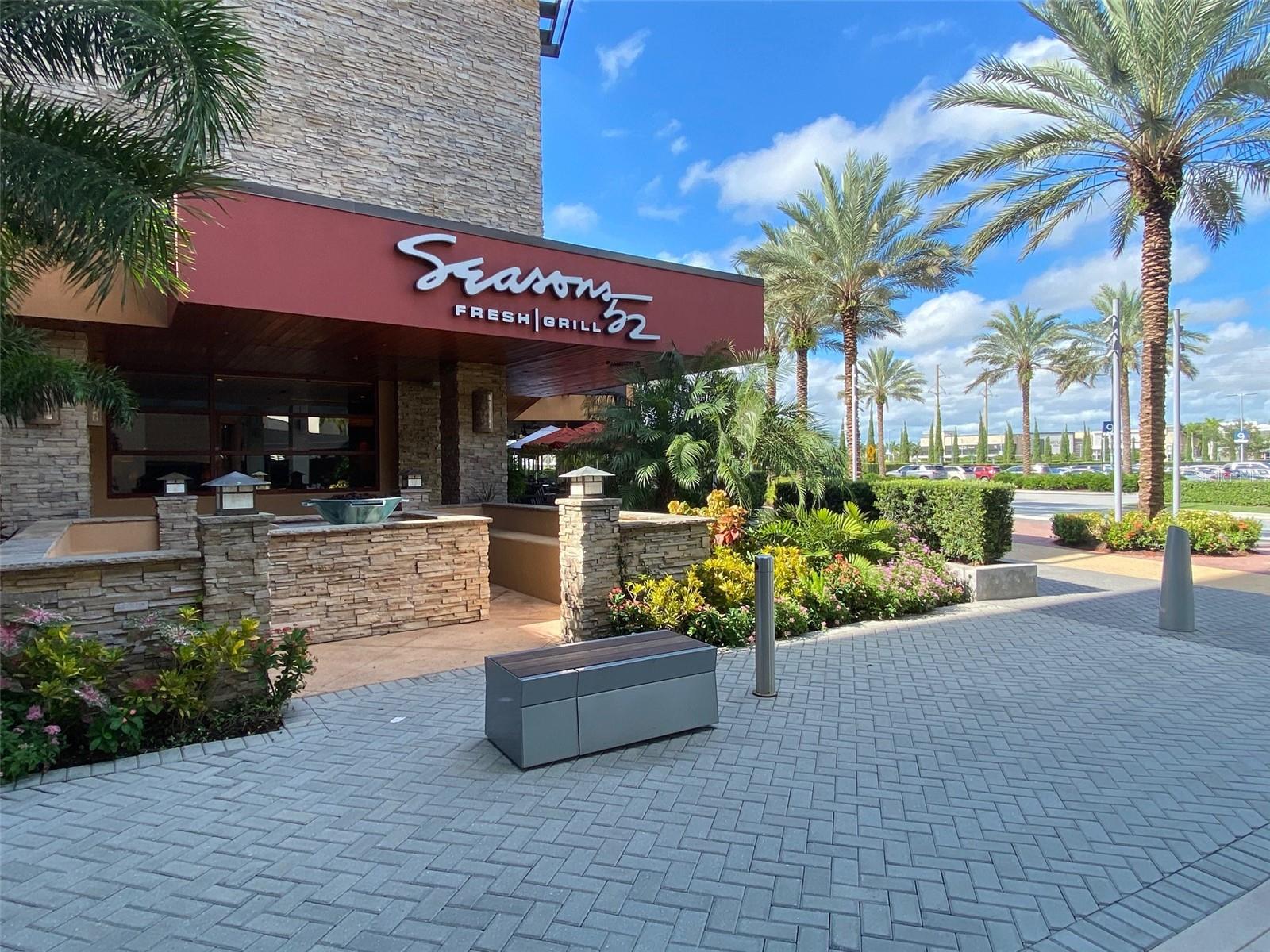 LAS PALMAS OF SARASOTA - Residential Lease