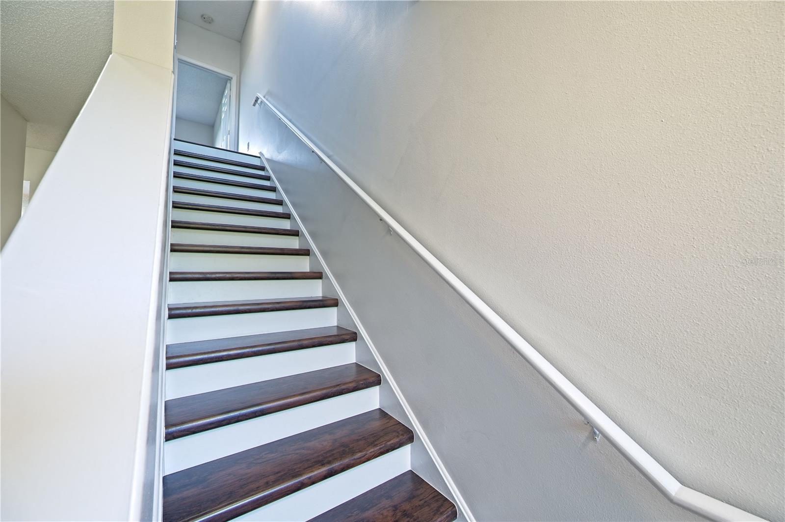 LAS PALMAS OF SARASOTA - Residential Lease