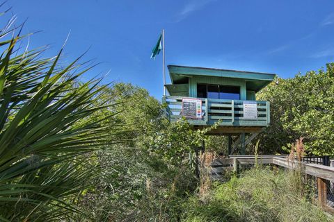 A home in VENICE