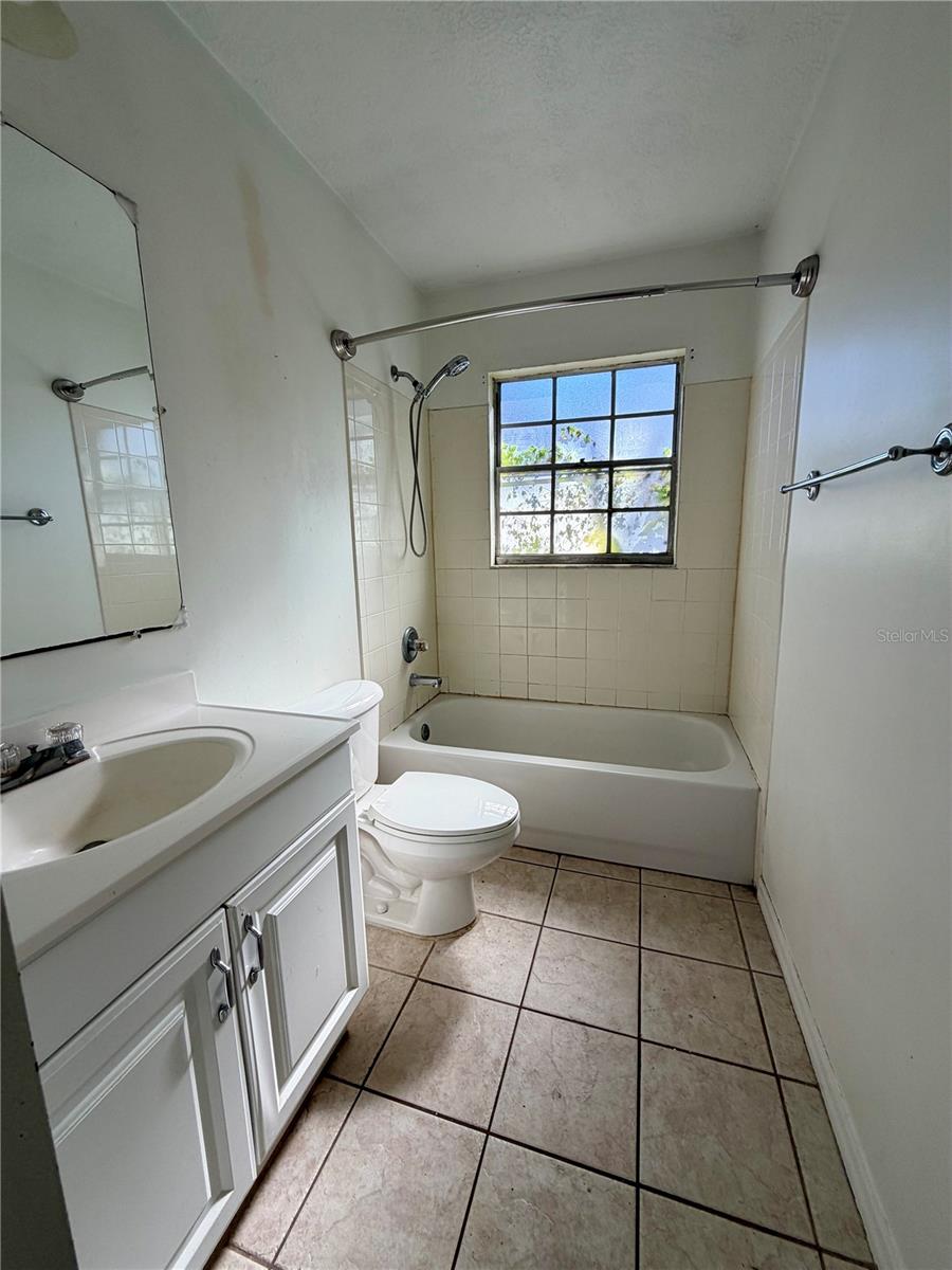 BROBSTON FENDIG & CO HALF WA - Residential Lease