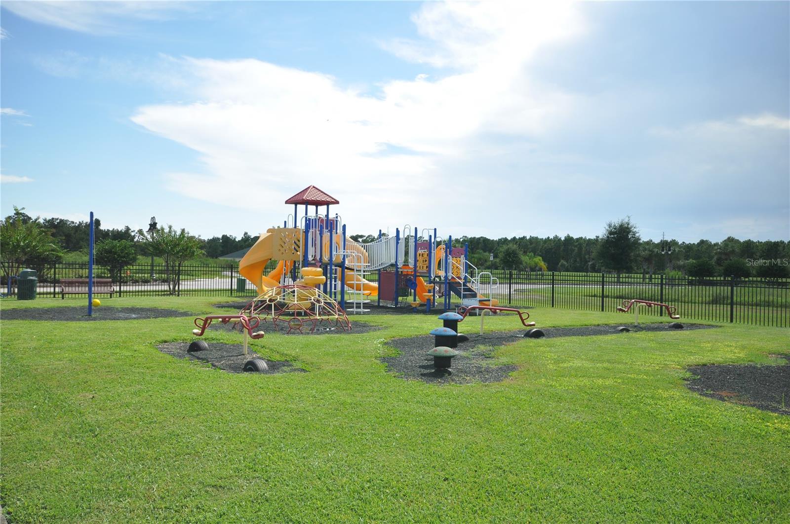 PROVIDENCE GARDEN HILLS 50S GC - Residential