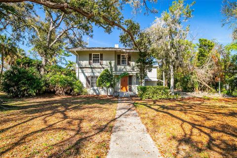 Photo of 5013 Bay Shore Road, Sarasota, FL 34234 (MLS # A4685711)
