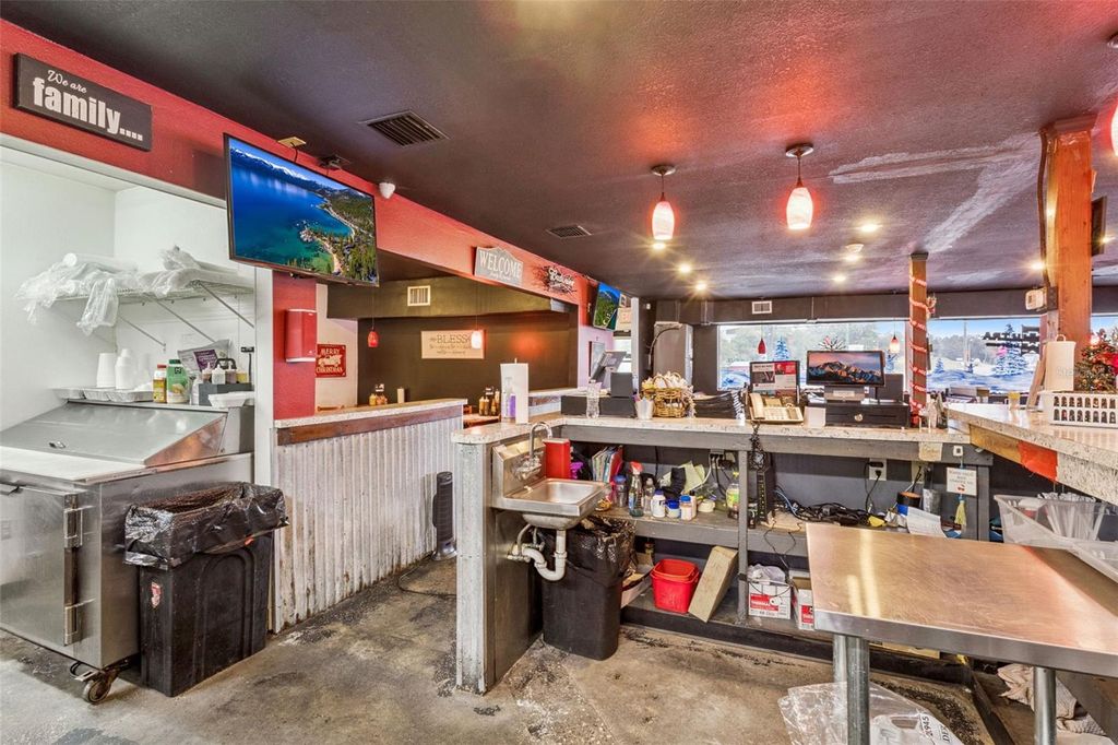 Photo of 3170 Us Highway 441/27, Fruitland Park, FL 34731 (MLS # G5106244)