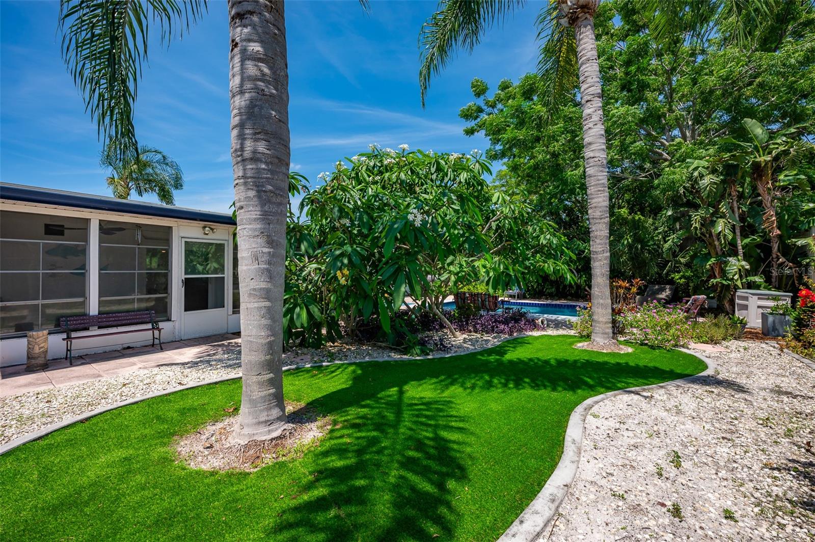 SOUTH GATE RIDGE 02 - Residential Lease