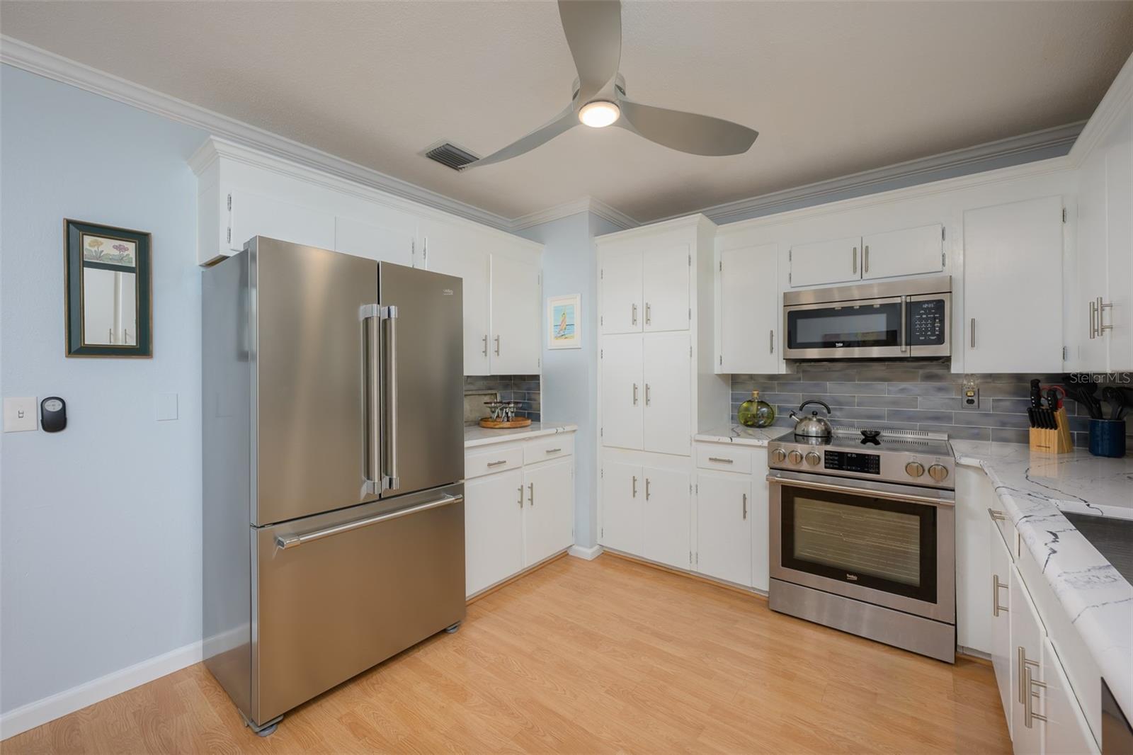 SOUTH GATE RIDGE 02 - Residential Lease