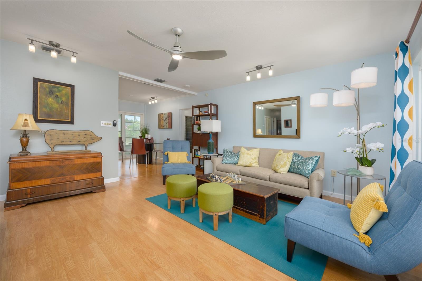 SOUTH GATE RIDGE 02 - Residential Lease