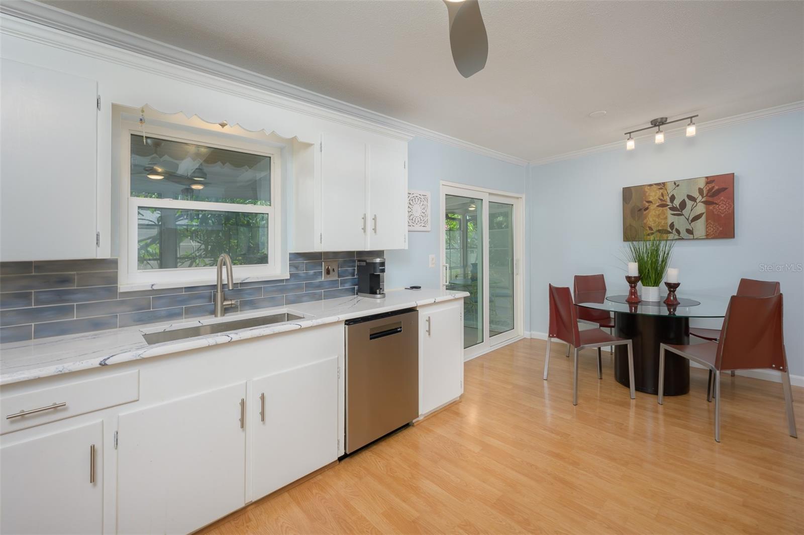SOUTH GATE RIDGE 02 - Residential Lease
