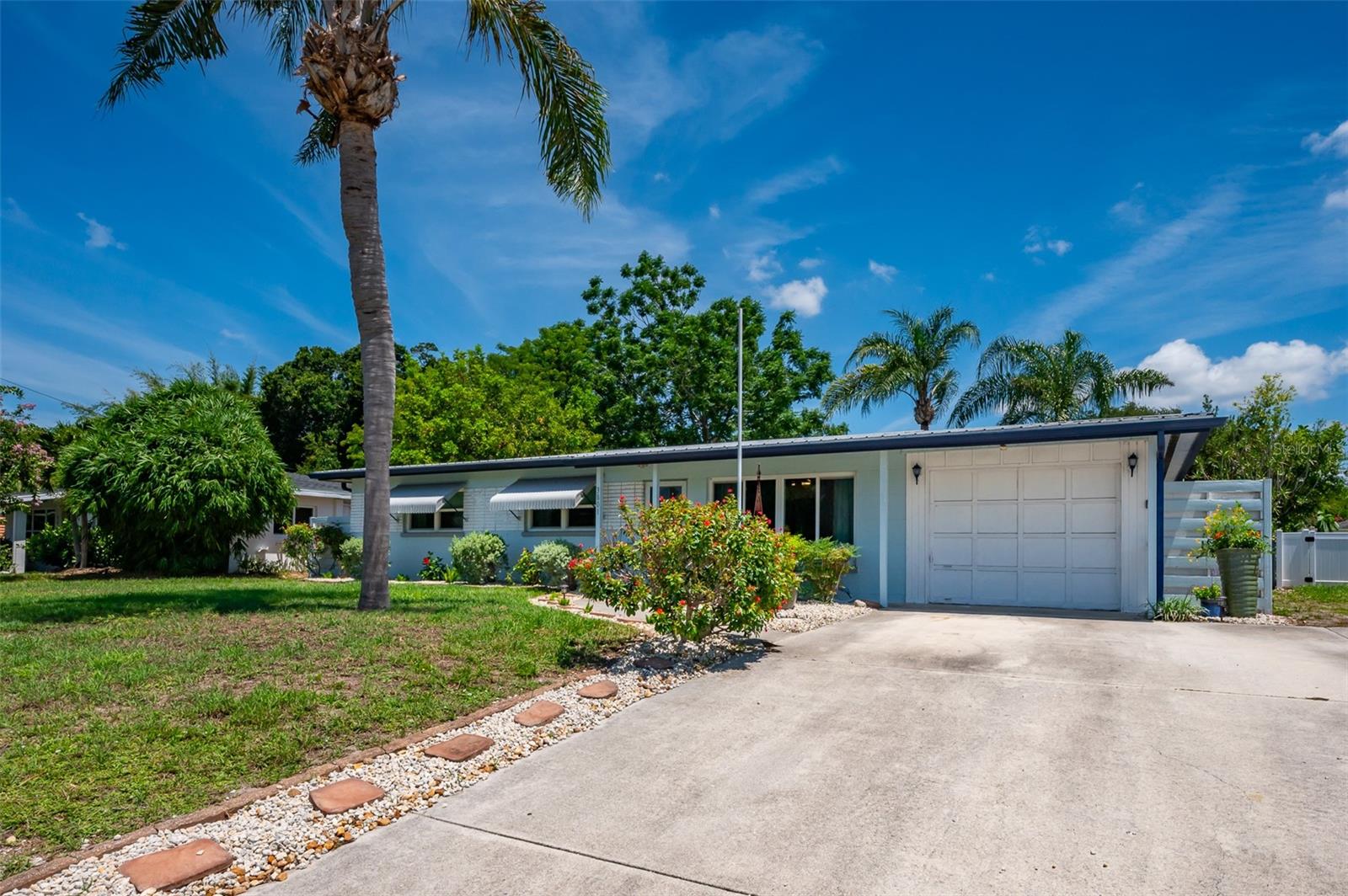 SOUTH GATE RIDGE 02 - Residential Lease