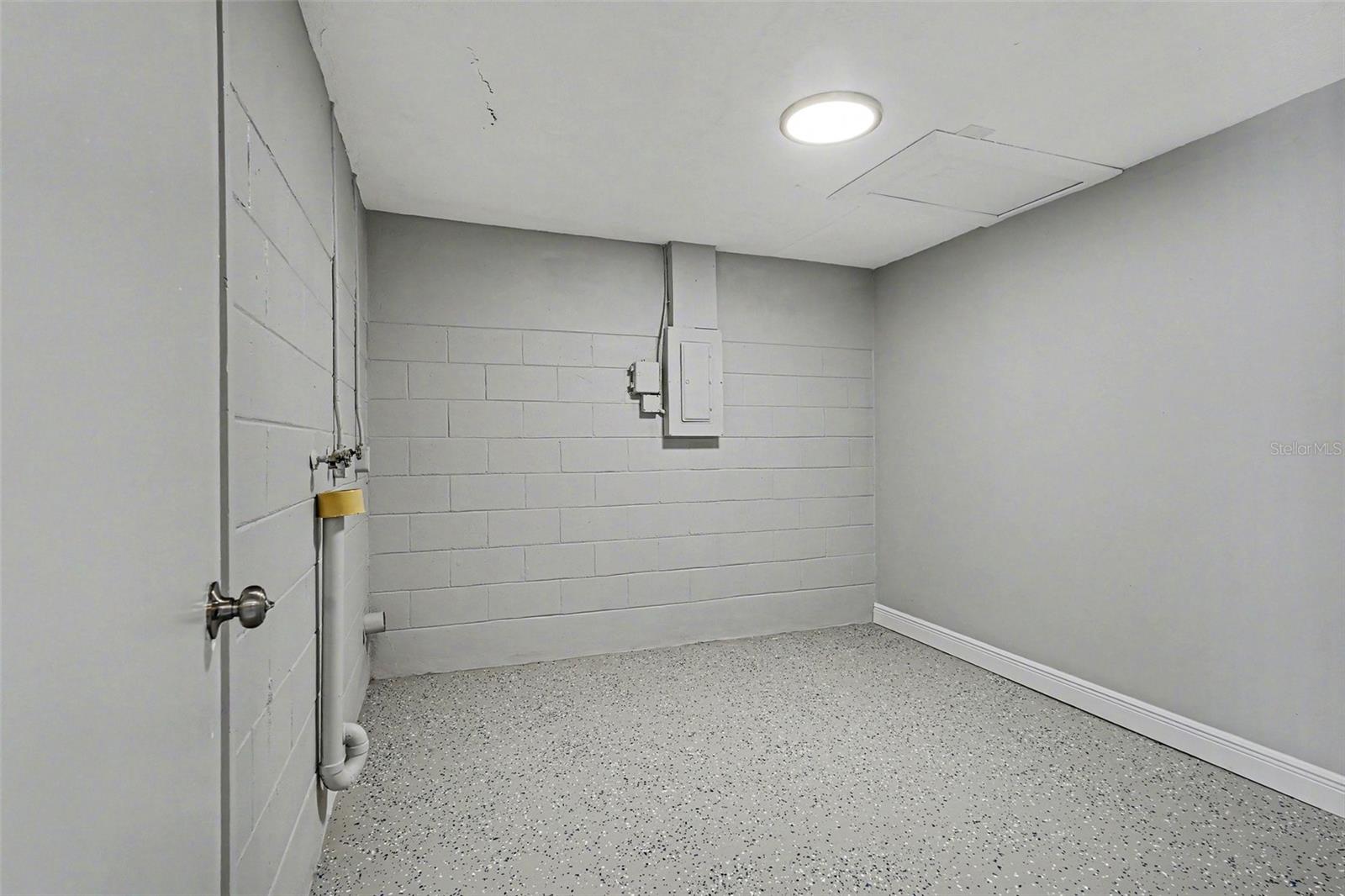 SEVEN SPGS HOMES - Residential