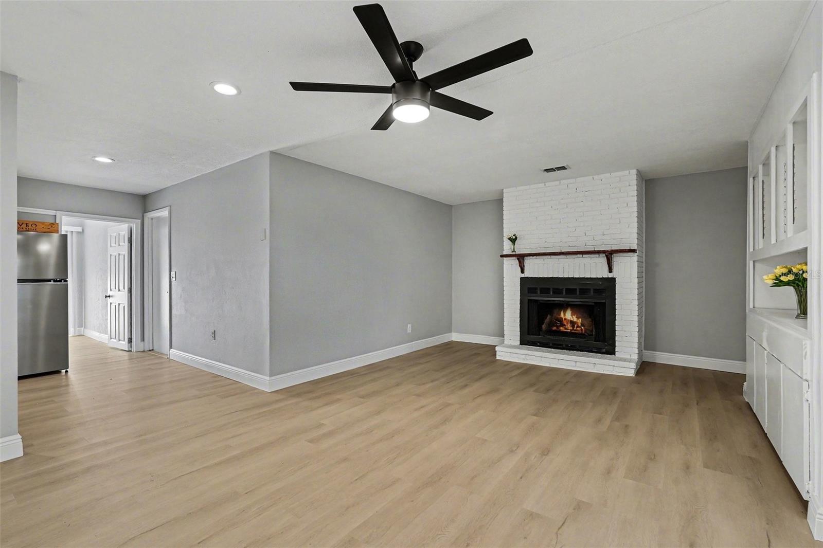 SEVEN SPGS HOMES - Residential