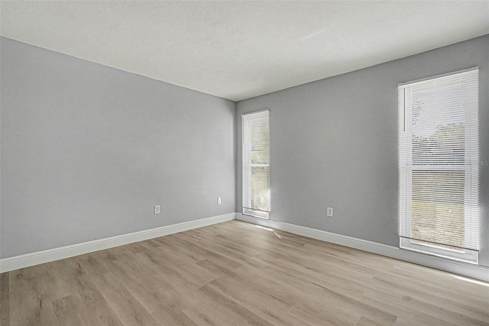 SEVEN SPGS HOMES - Residential