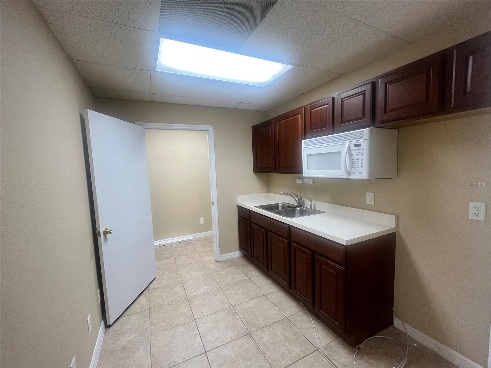 WINTER HAVEN HEIGHTS - Commercial Lease