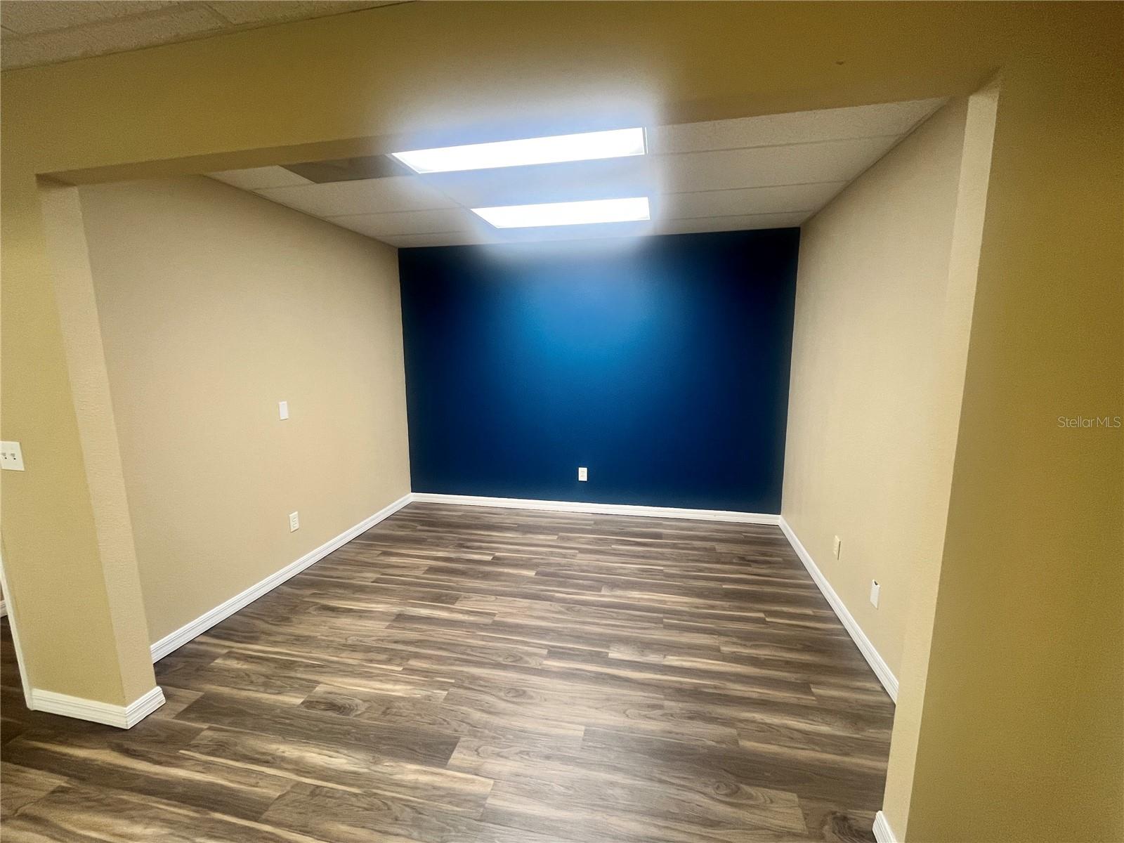 WINTER HAVEN HEIGHTS - Commercial Lease