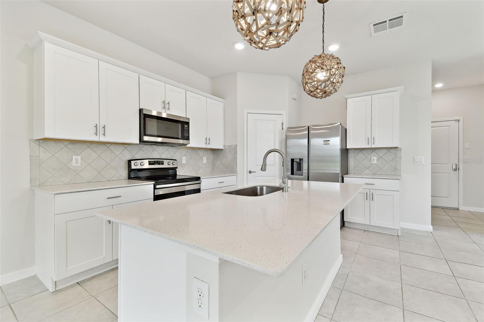 2885 DEER PINE TRAIL