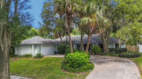 Photo of 939 Versailles Circle, Maitland, FL 32751 (MLS # O6336479)