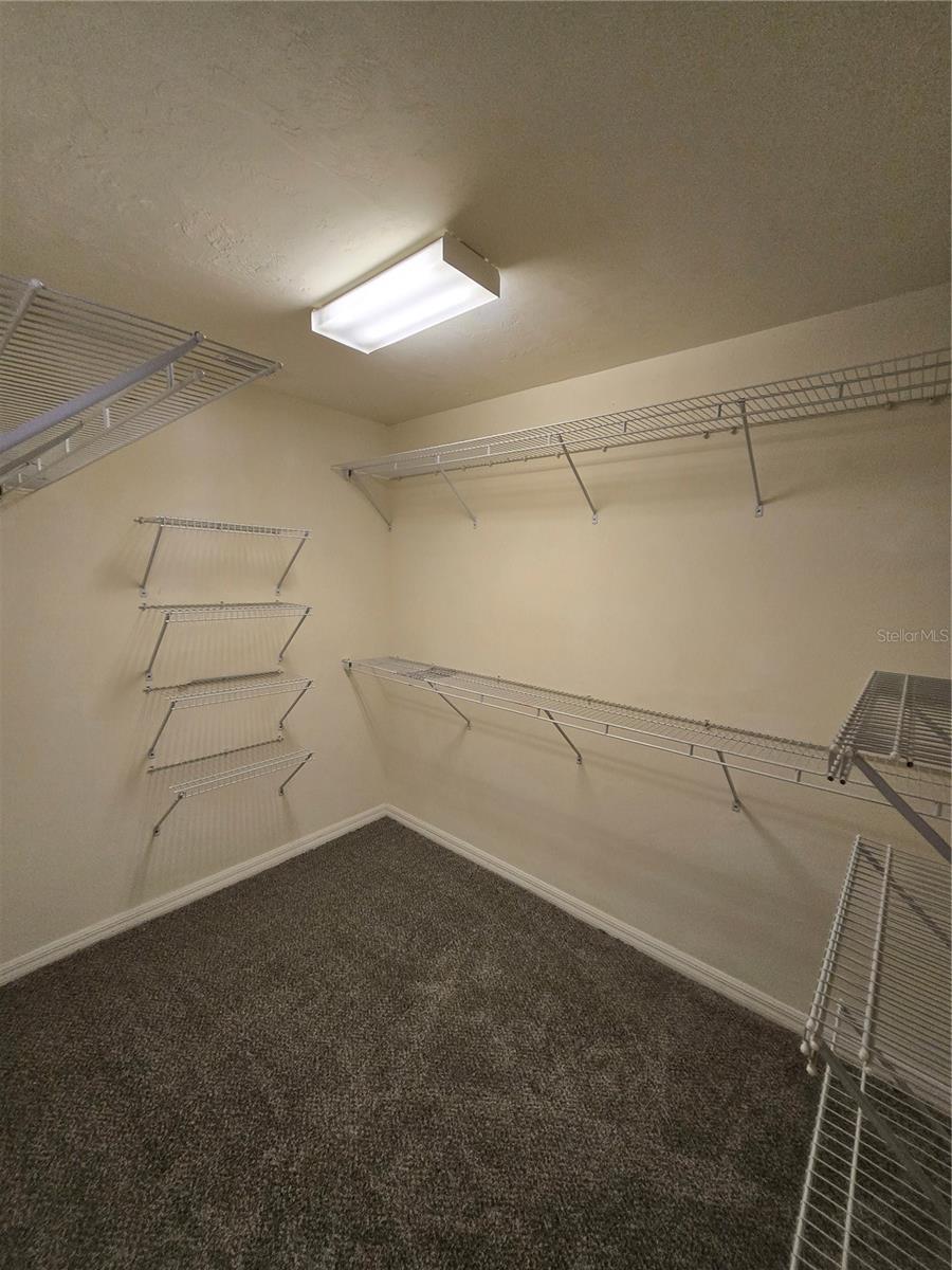 EAGLE TRACE TOWNHOMES - Residential Lease