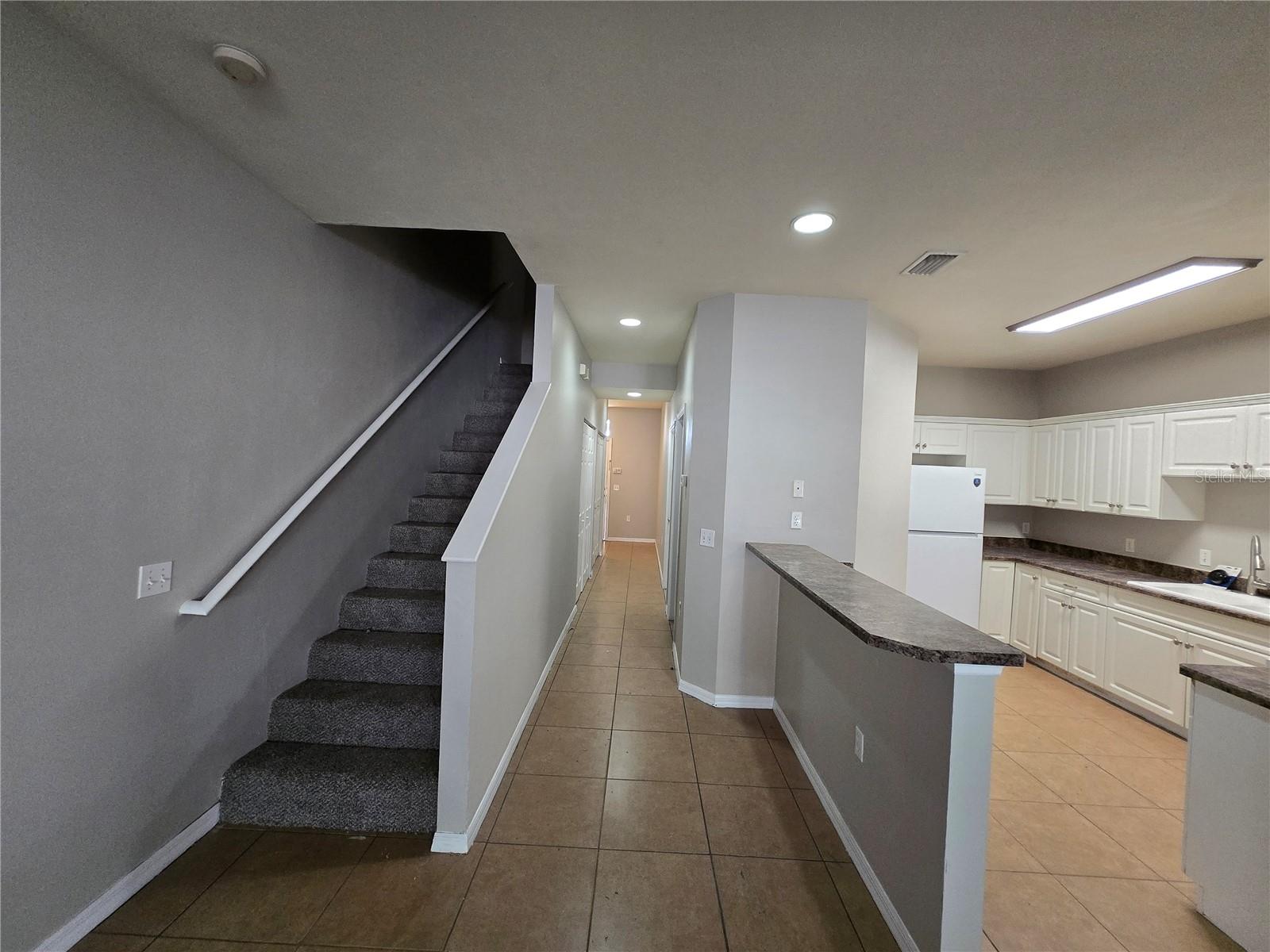 EAGLE TRACE TOWNHOMES - Residential Lease