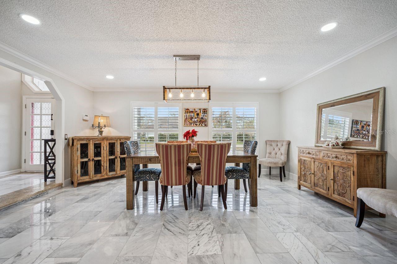 8612 LOST COVE DRIVE