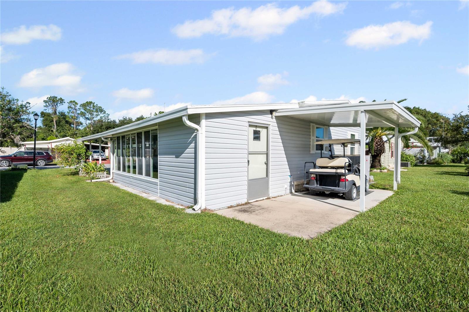 OAKS ROYAL - Residential