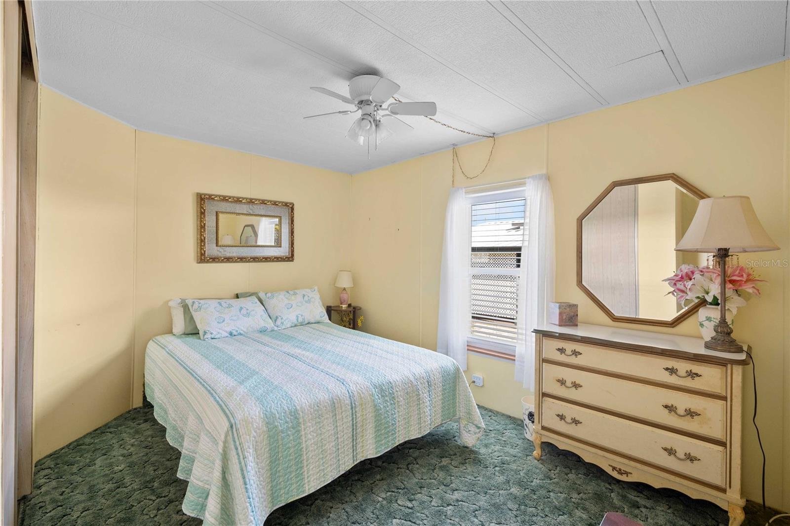 OAKS ROYAL - Residential