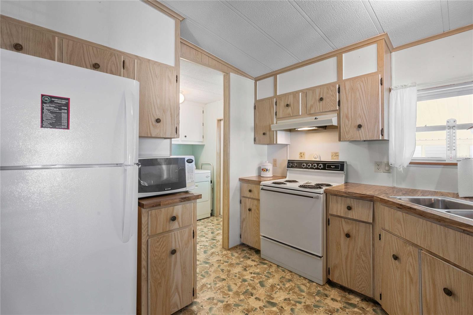 OAKS ROYAL - Residential