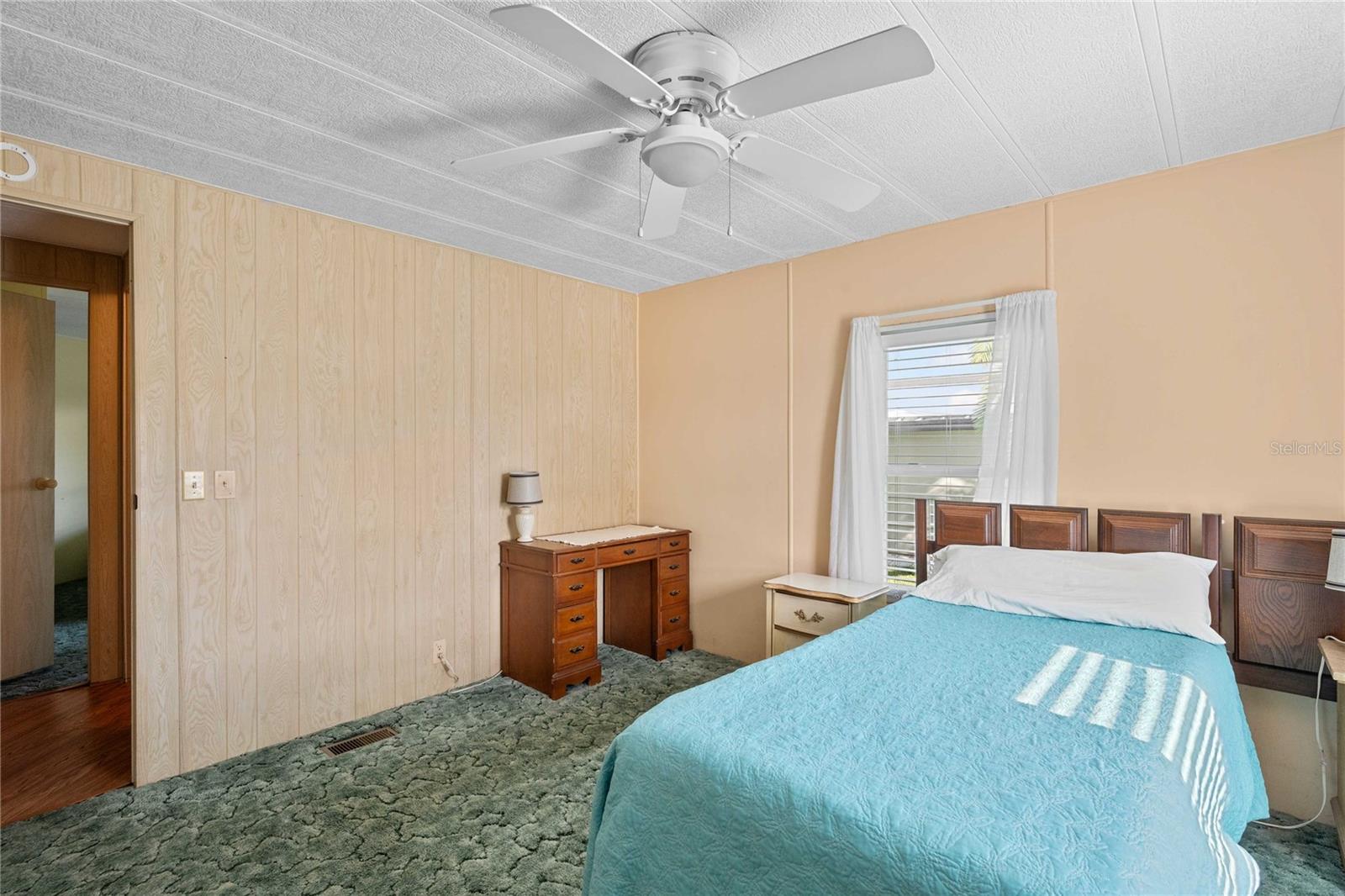 OAKS ROYAL - Residential