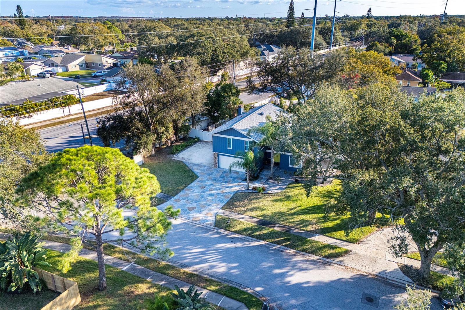 BRAE-MOOR ESTATES - Residential